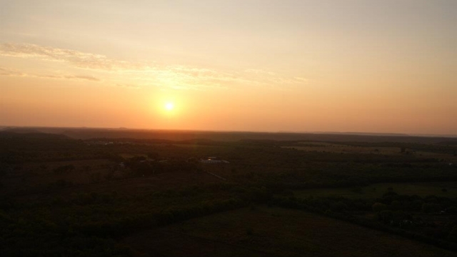 Amanecer entre las nubes
